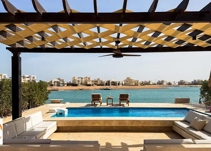 Villa Heated Pool 4br Villa, Lagoon Front, Ancient Sands - Ollystays el-Gúna