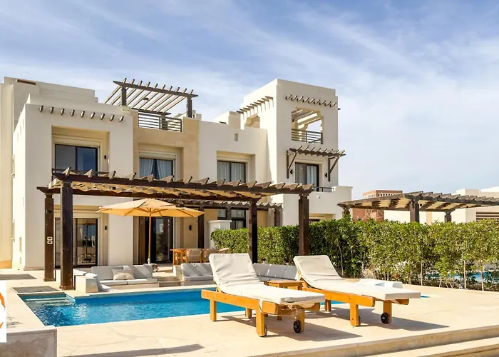 Heated Pool 4br Villa, Lagoon Front, Ancient Sands - Ollystays el-Gúna