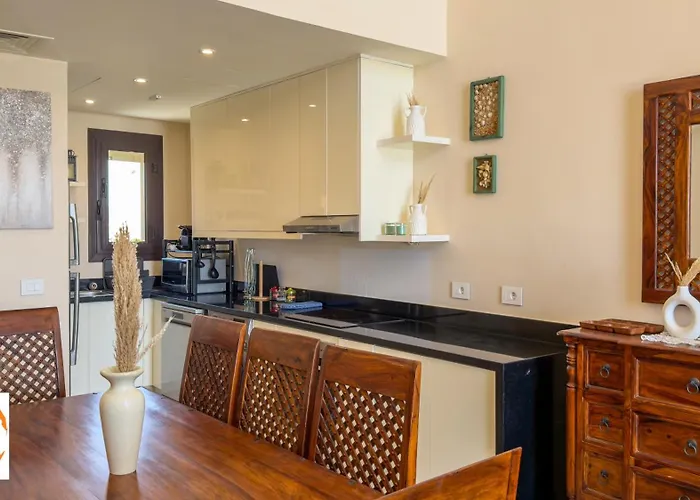 Heated Pool 4br Villa, Lagoon Front, Ancient Sands - Ollystays