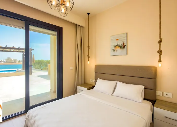 Heated Pool 4br Villa, Lagoon Front, Ancient Sands - Ollystays *