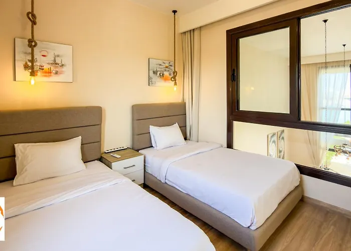 Heated Pool 4br Villa, Lagoon Front, Ancient Sands - Ollystays Villa el-Gúna