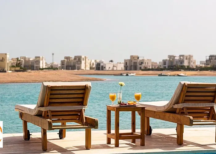 Heated Pool 4br Villa, Lagoon Front, Ancient Sands - Ollystays Villa el-Gúna