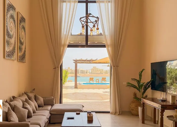 Heated Pool 4br Villa, Lagoon Front, Ancient Sands - Ollystays el-Gúna